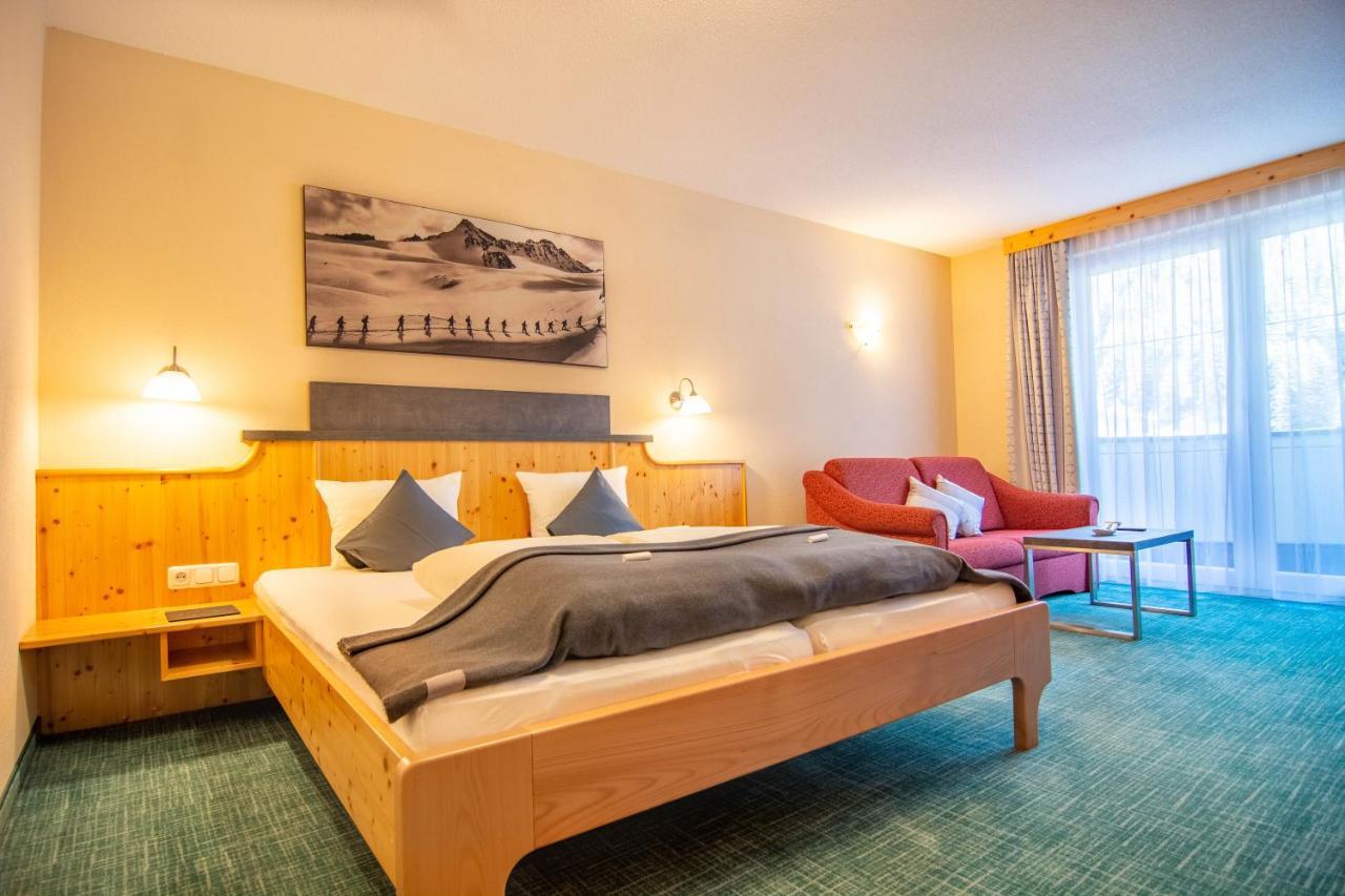 Hotel Garni Alpenhof Ischgl Zewnętrze zdjęcie